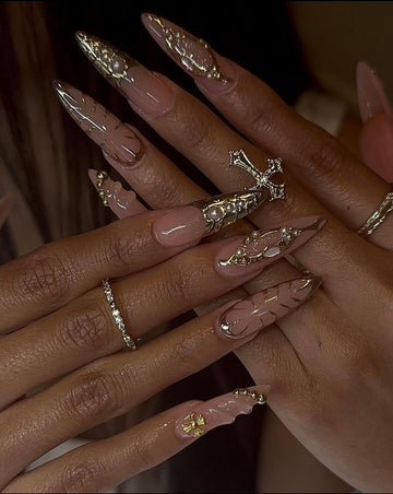 Divine Nude